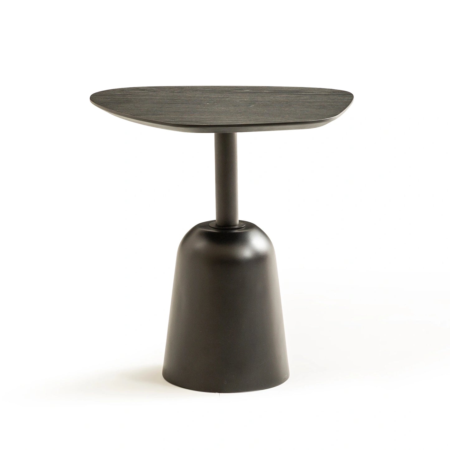 Delta koleksiyonu - Siyah meşe tablalı, polyester döküm ayaklı ve demir borulu dörtgen 50 cm yan sehpa