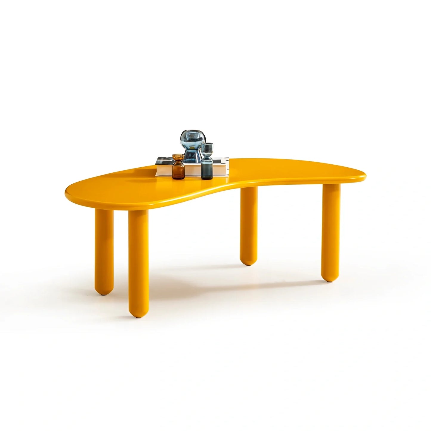 Lucea koleksiyonu - Hardal rengi boyalı mdf tabla ve ayaklı fasulye şeklinde orta sehpa