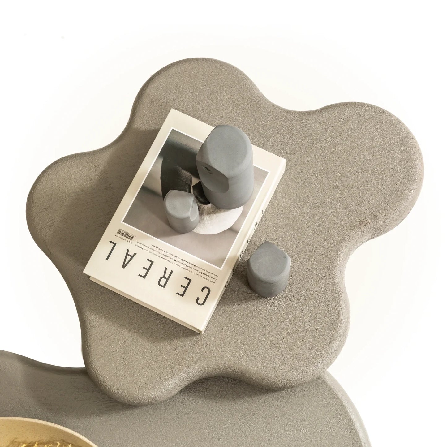 Nebula koleksiyonu - Antrasit beton kaplama mdf tabla ve ayaklı amorf yan sehpa