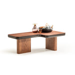 Neva koleksiyonu - Kahverengi meşe tabla ve ayaklı yuvarlak raflı orta sehpa